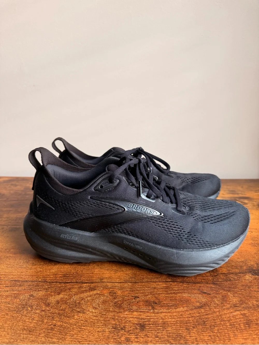 Women’s Brooks Glycerin 22